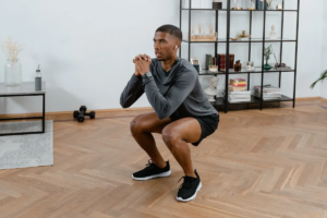 5 Dicas para Perfeccionar sua Forma no Agachamento e Levantamento Terra